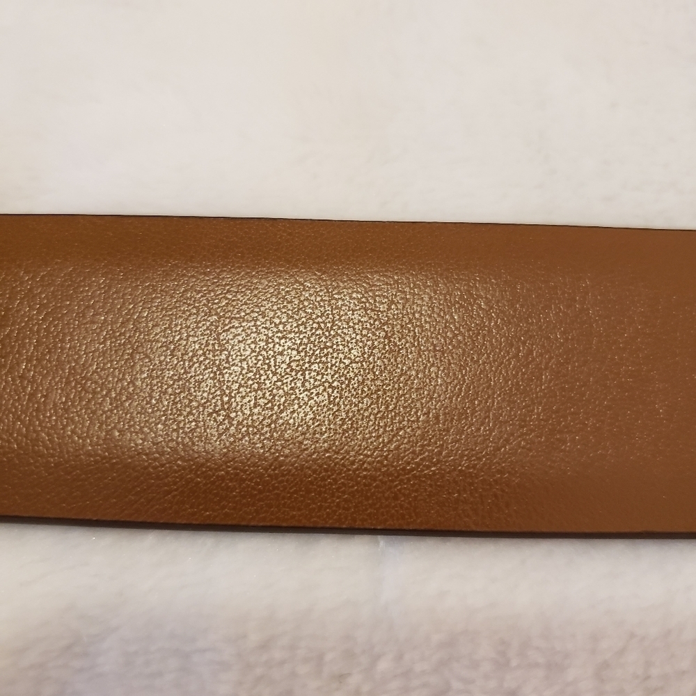 Michael Kors Reversible Genuine Leather Belt - Picture 4 of 11